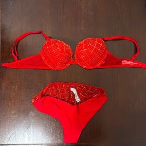 Victoria’s Secret red and gold bra & panty set!
